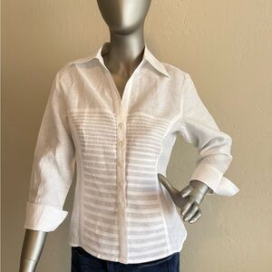 Tracy M 100% Linen White‎ Tuxedo Blouse w/cuffed sleeves & Pin-tucking.